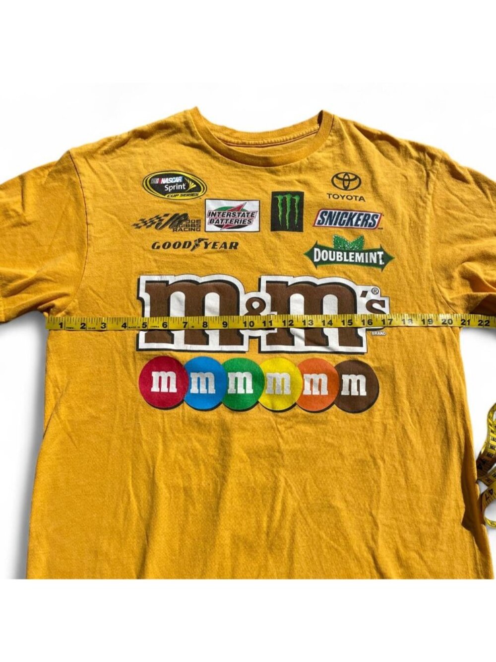 NASCAR Kyle Busch M&M's Racing T-Shirt with M&M's logo and colourful candies - Picture 4 of 6